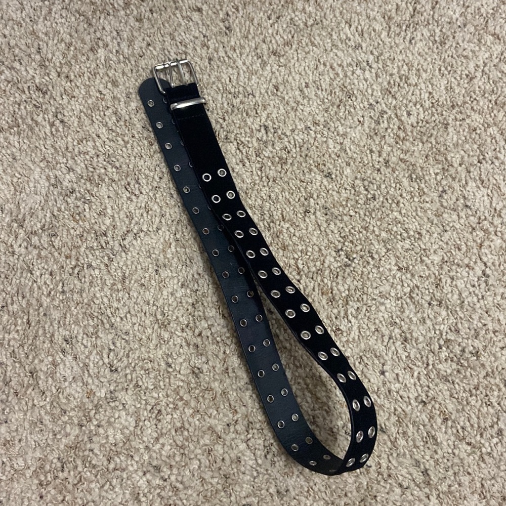 Omens small black belt